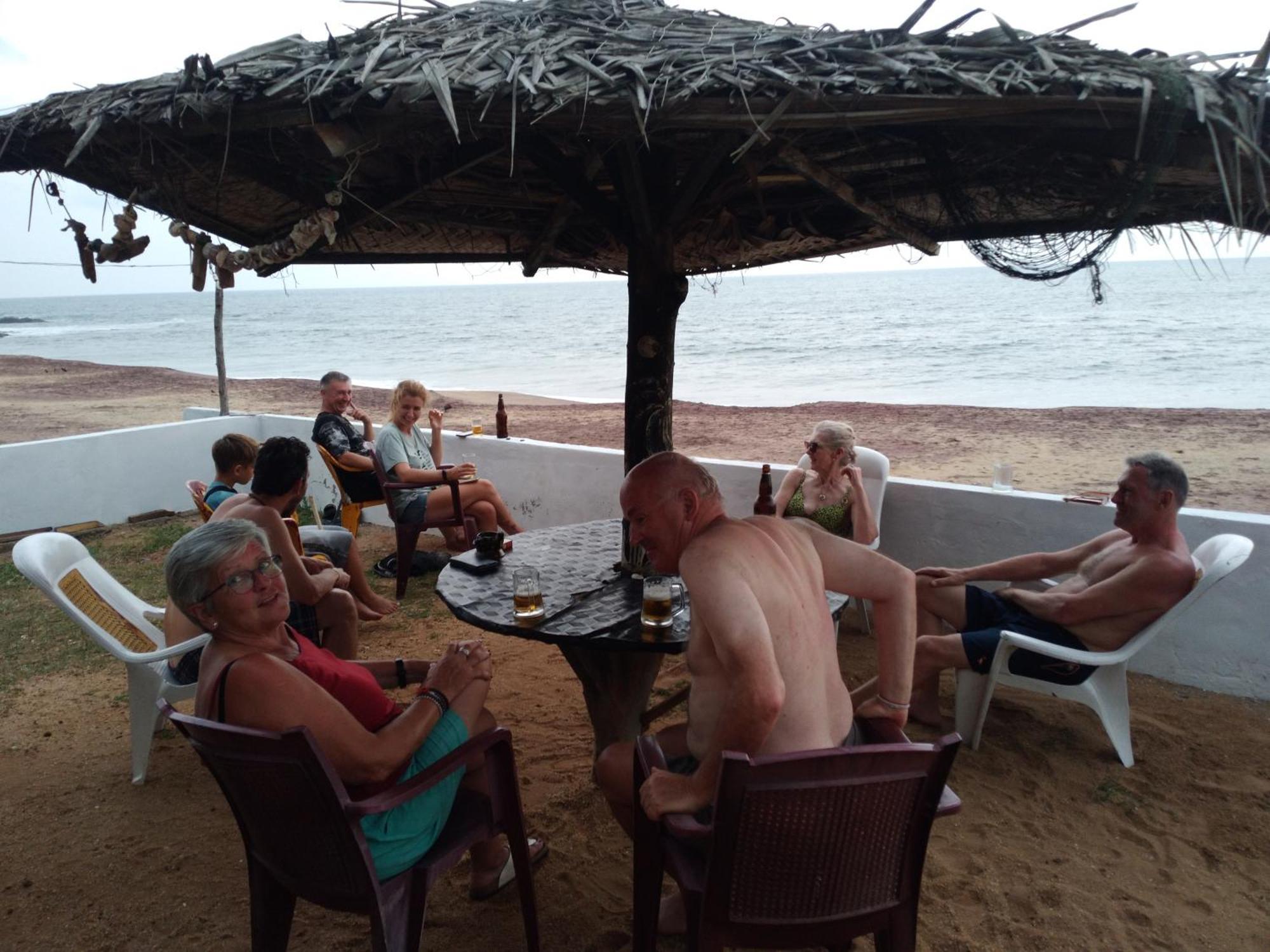 Happy Beach Safari Retreat 汉班托塔 客房 照片